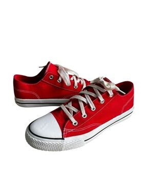 Airwalk Men’s 11 Red Low-Top Canvas Sneakers